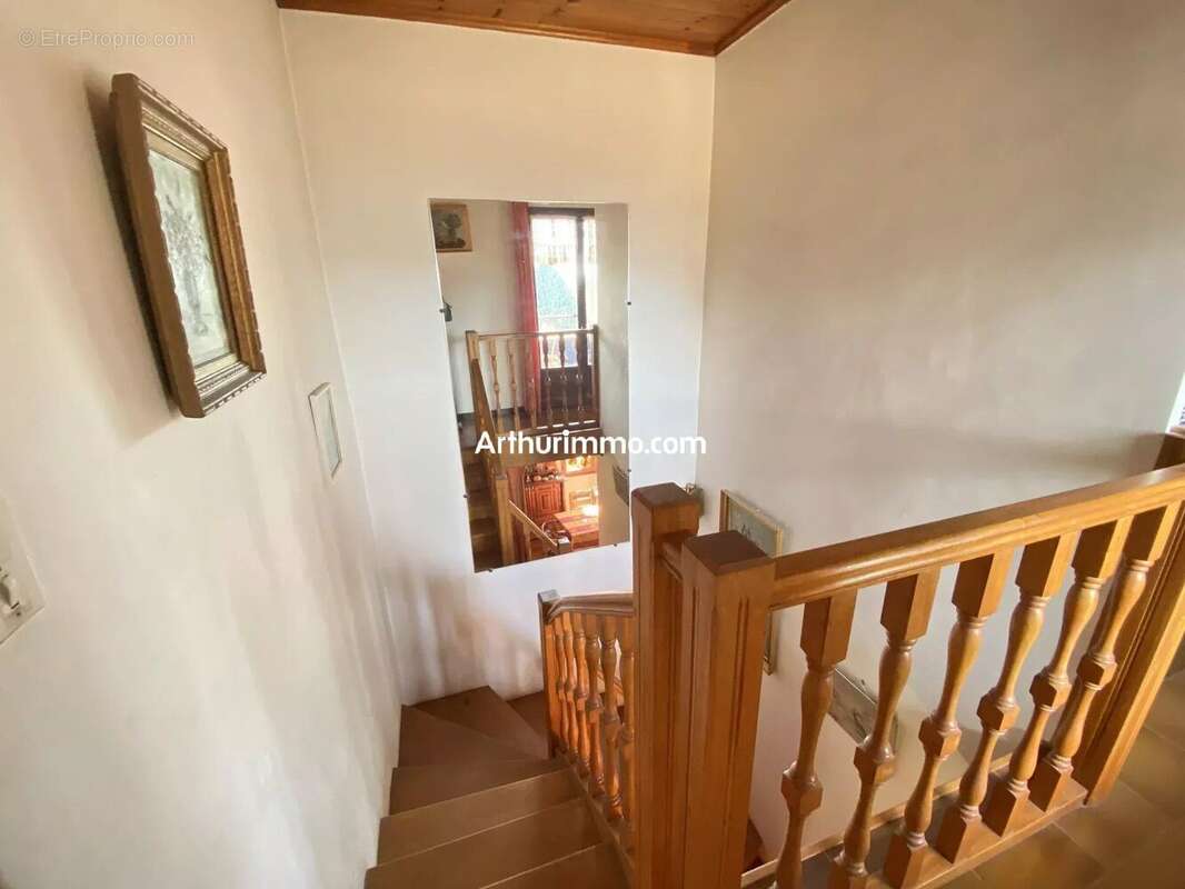 Maison à LA MOTTE