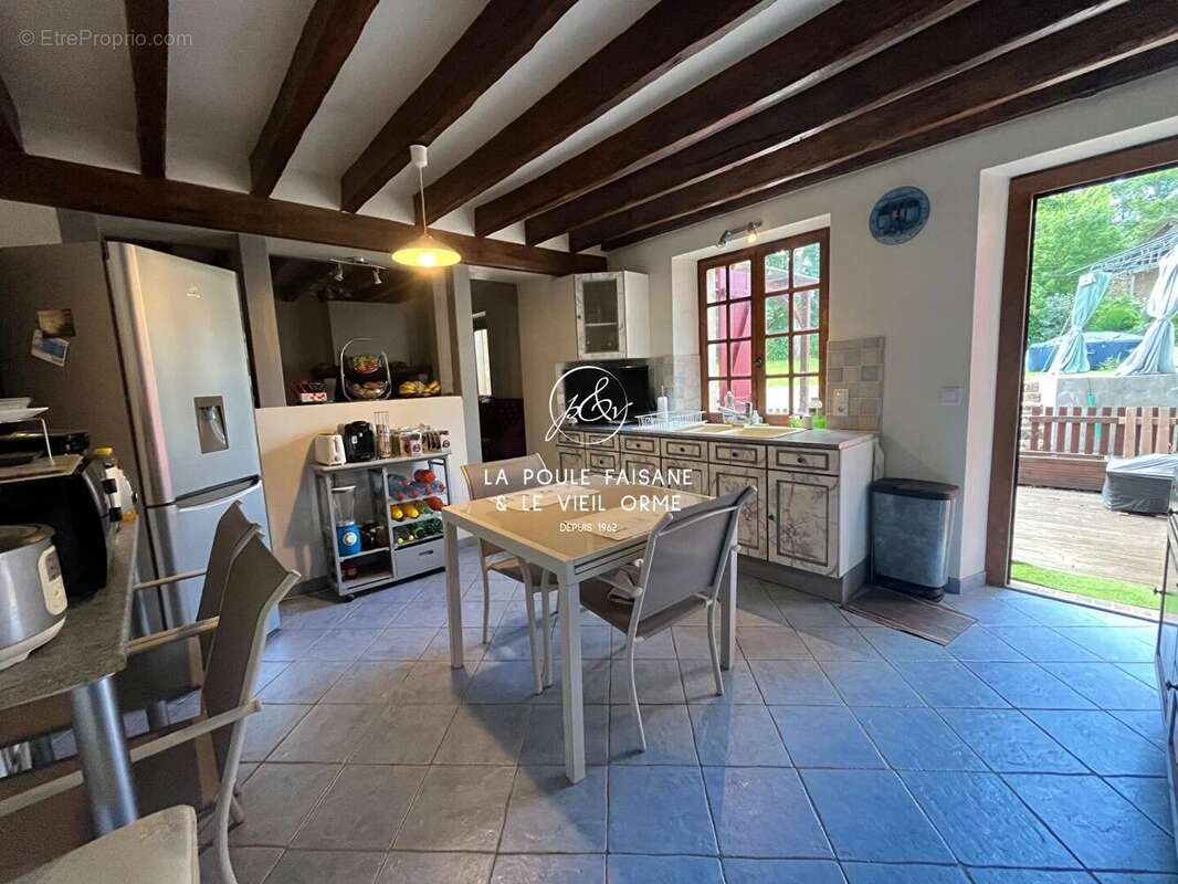 Maison à SAINT-LEGER-EN-YVELINES