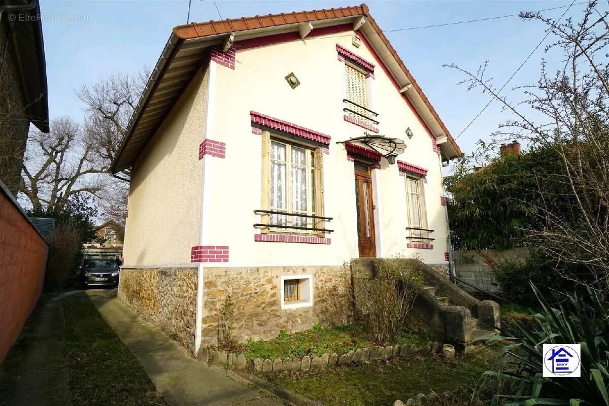 Maison à AULNAY-SOUS-BOIS