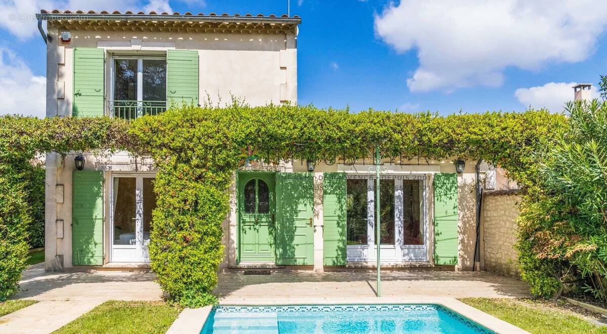 Maison à SAINT-REMY-DE-PROVENCE