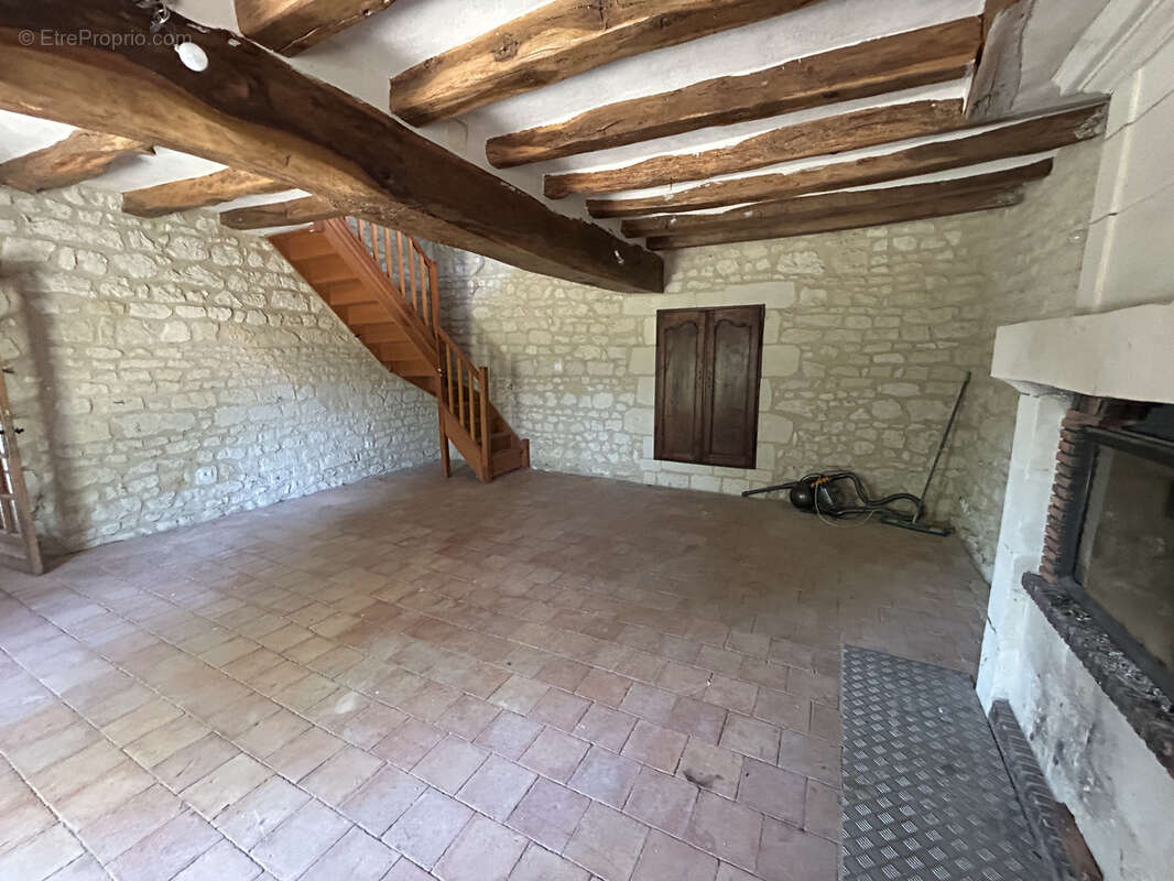 Maison à RESTIGNE