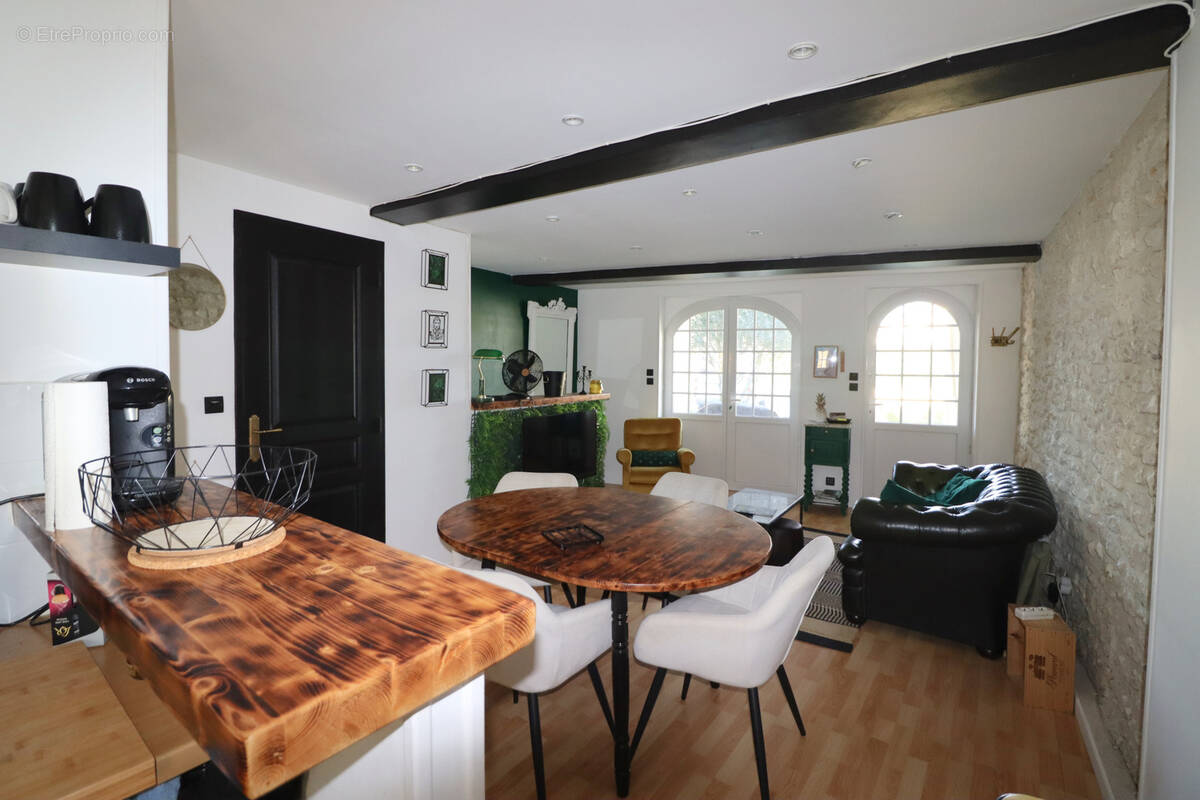 Appartement à MESCHERS-SUR-GIRONDE