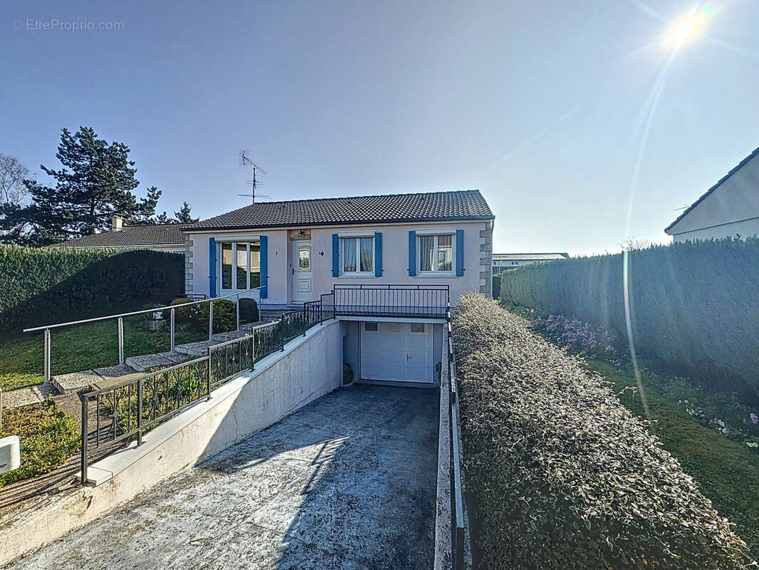 Maison à MAUREPAS