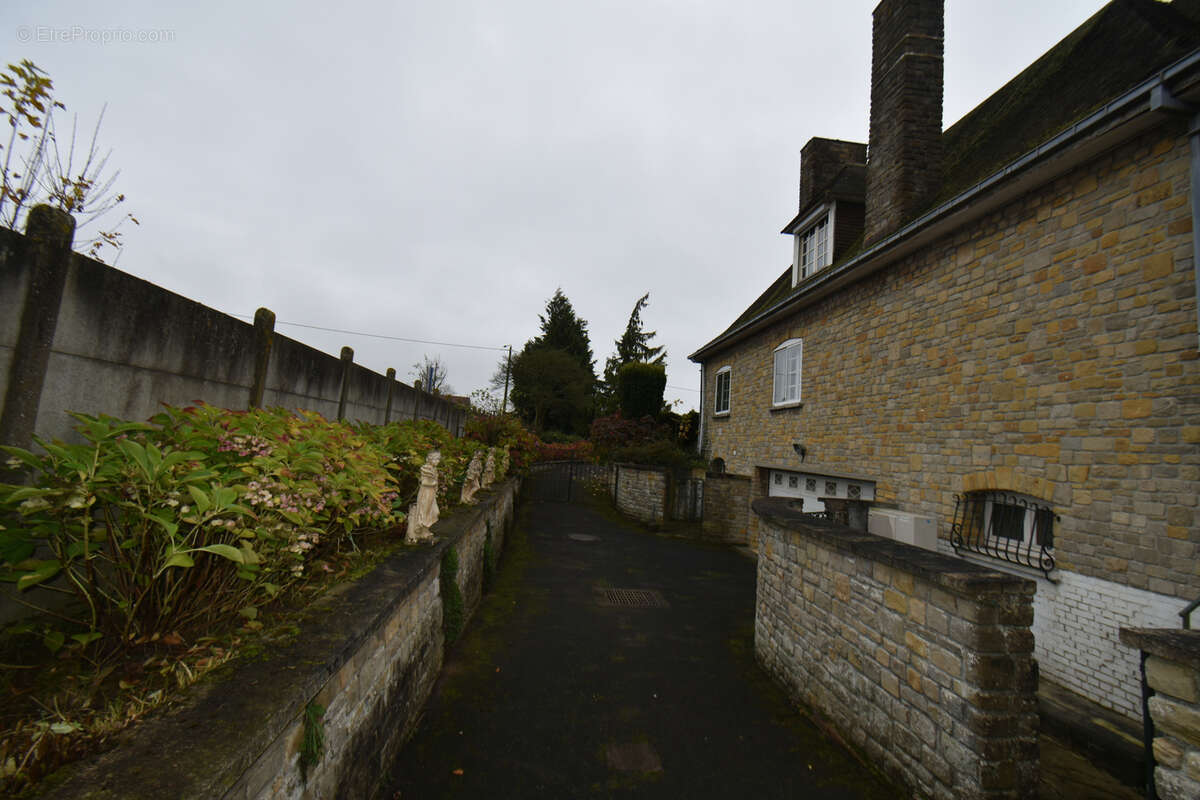 Maison à THELUS