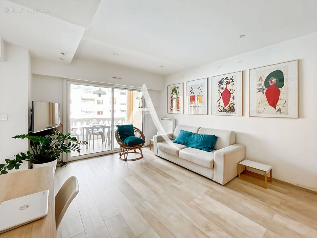 Appartement à LE CANNET