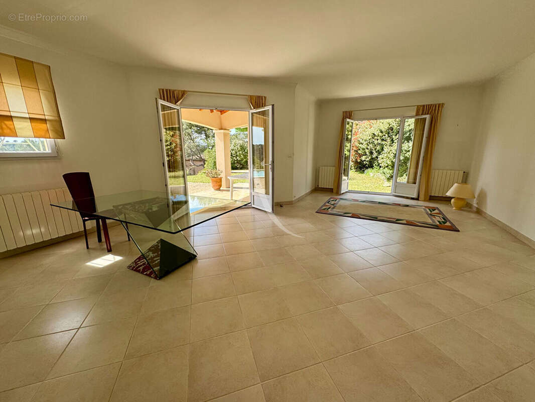 Maison à NIMES