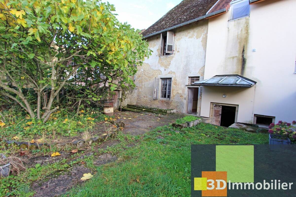 MAISON A VENDRE PROCHE LONS-LE-SAUNIER - Maison à LONS-LE-SAUNIER