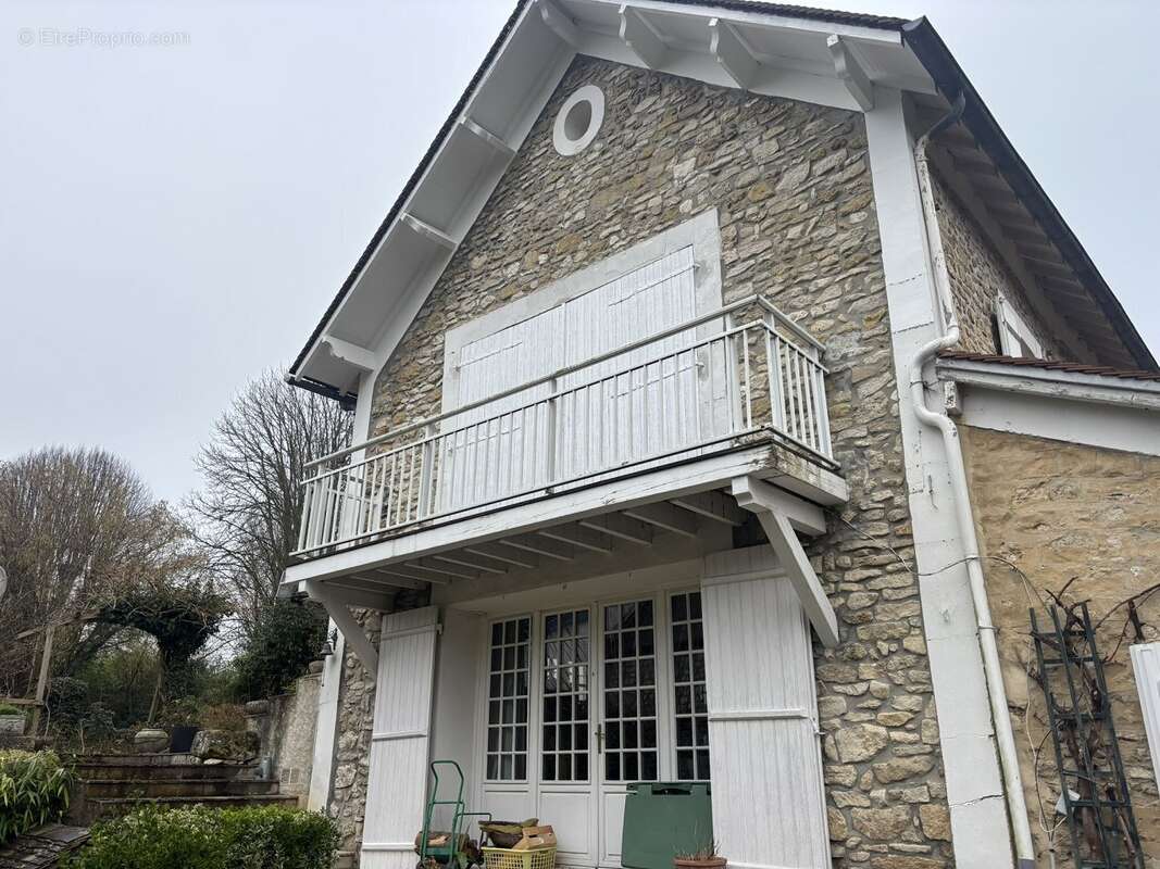 Maison à SERAINCOURT