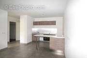 Appartement à VENELLES