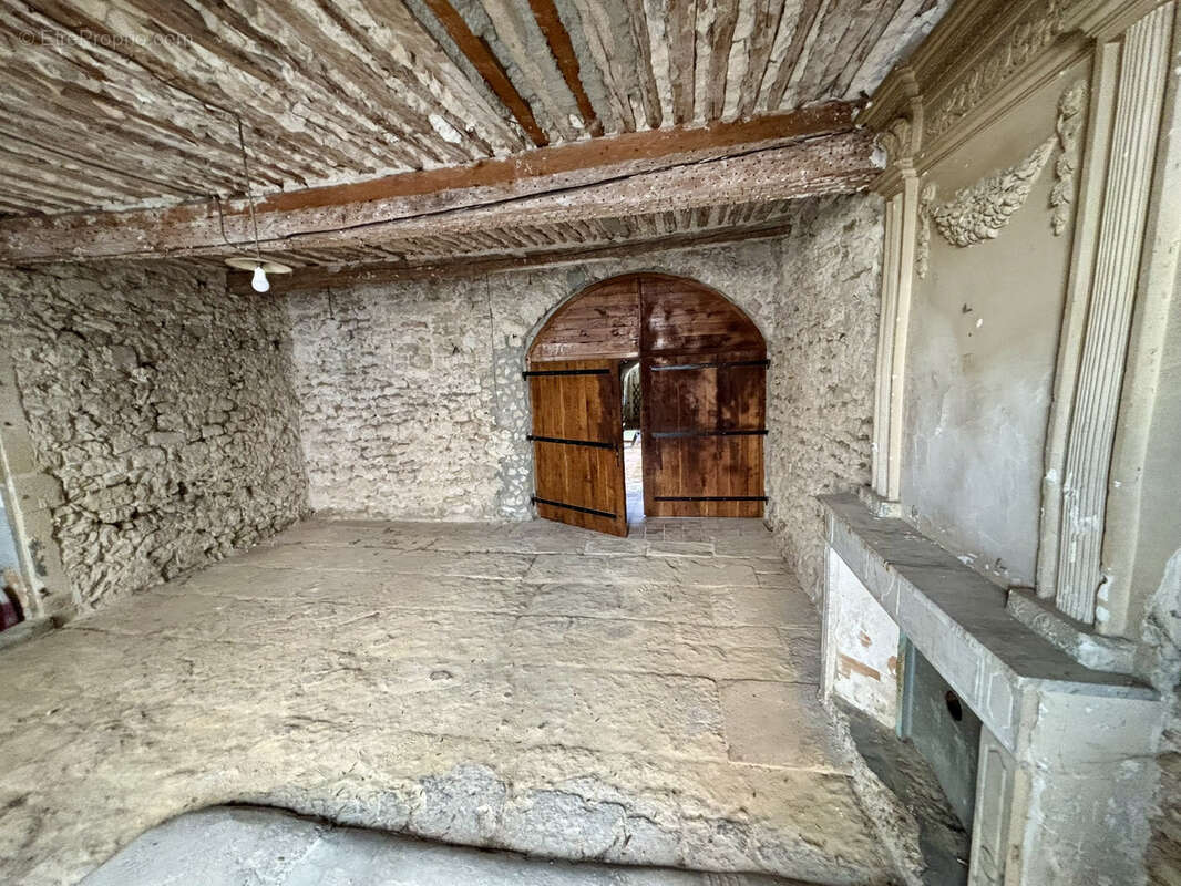 Maison à GRIGNAN