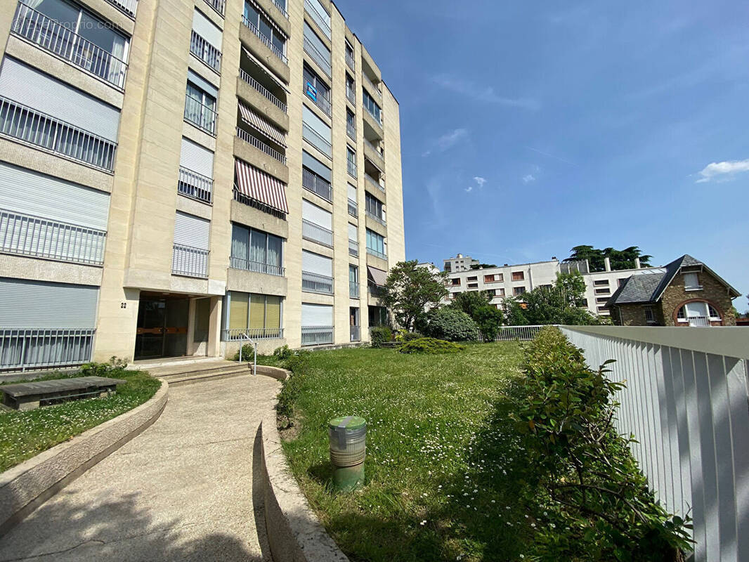 Appartement à FONTENAY-AUX-ROSES