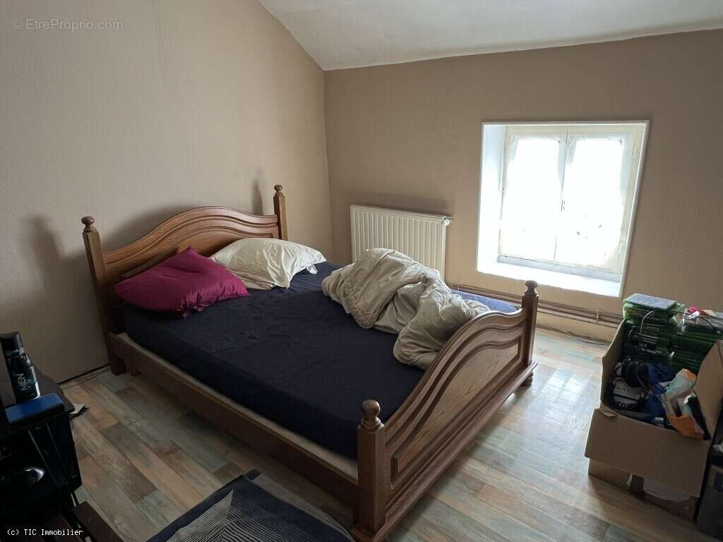 Maison à RUFFEC
