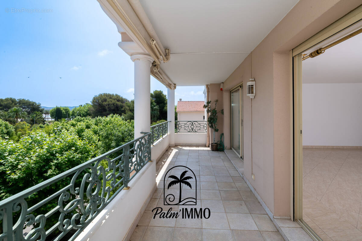 Appartement à SANARY-SUR-MER