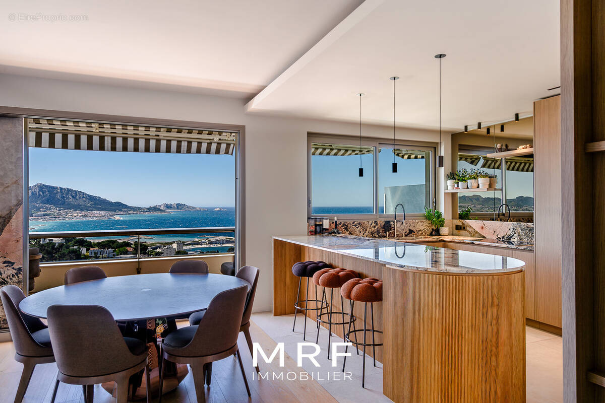 Appartement à MARSEILLE-8E