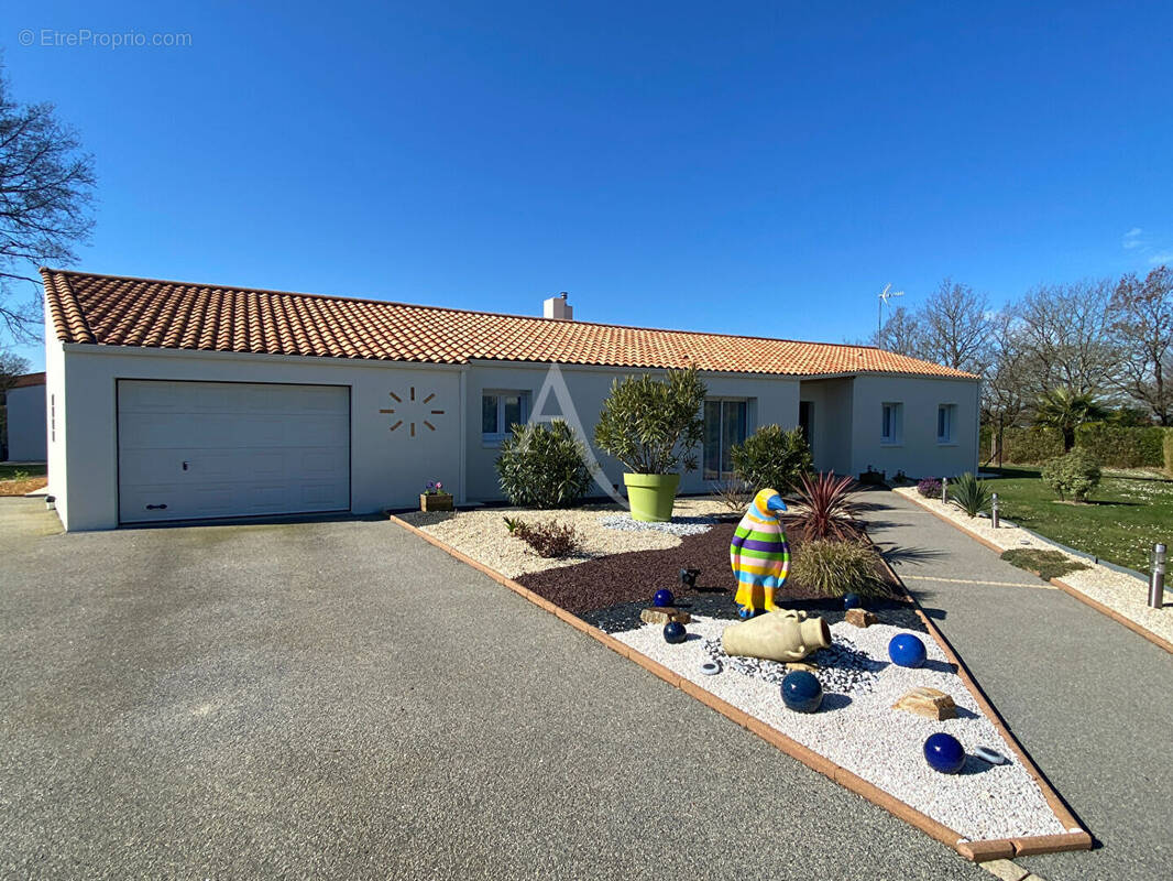 Maison à LANDERONDE