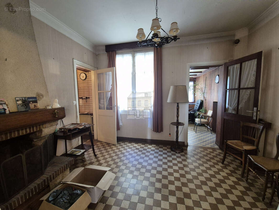 Maison à BEAUMONT-LE-ROGER