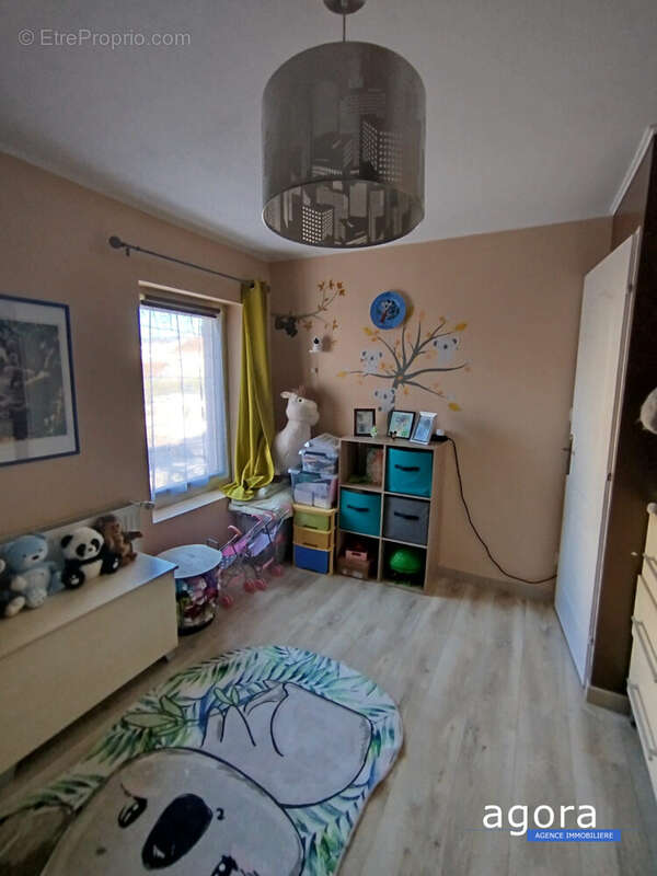 Maison à AMNEVILLE