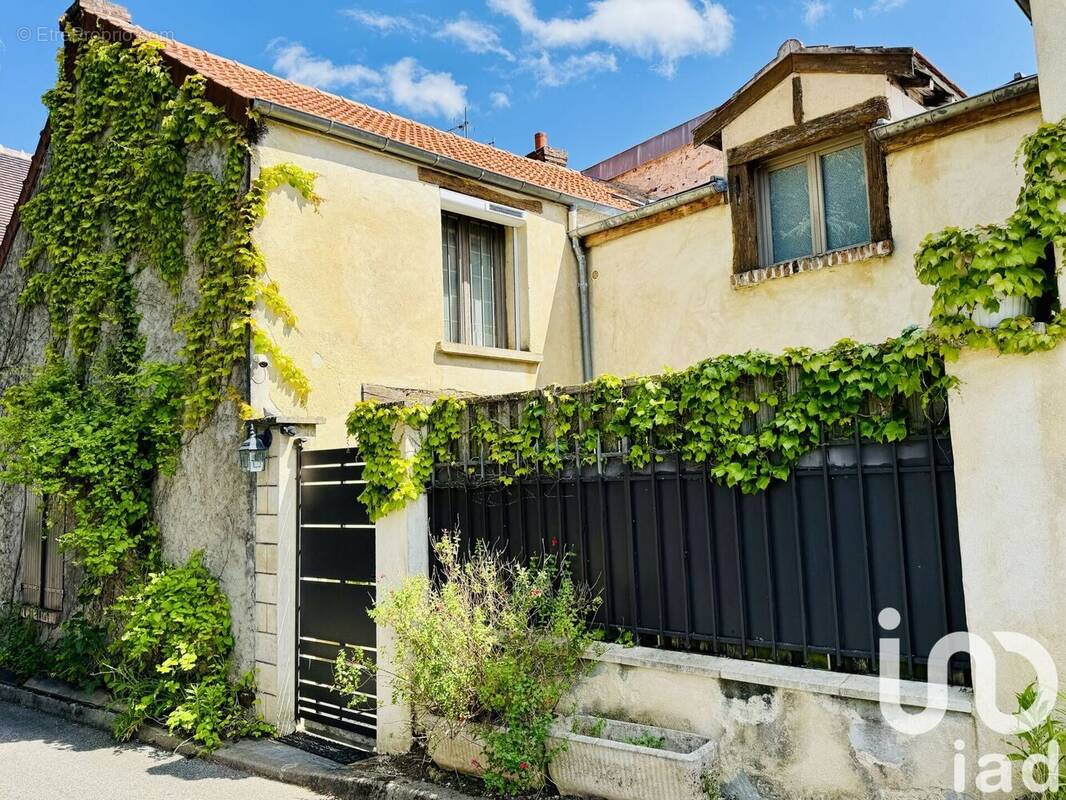 Photo 1 - Maison à LE TREMBLAY-SUR-MAULDRE