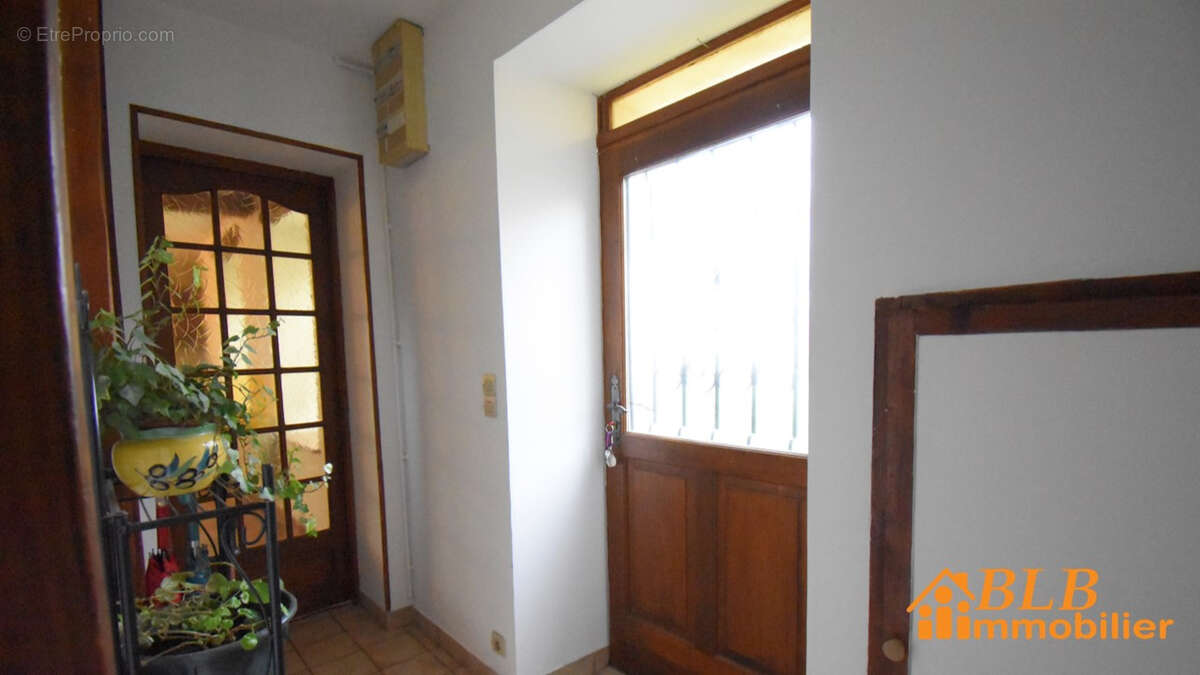 Maison à EGREVILLE