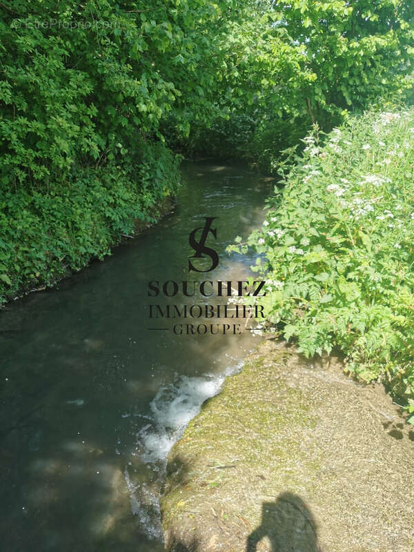 Terrain à SOUCHEZ
