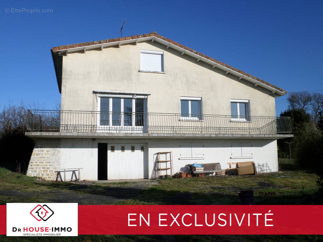 Maison à HIERSAC