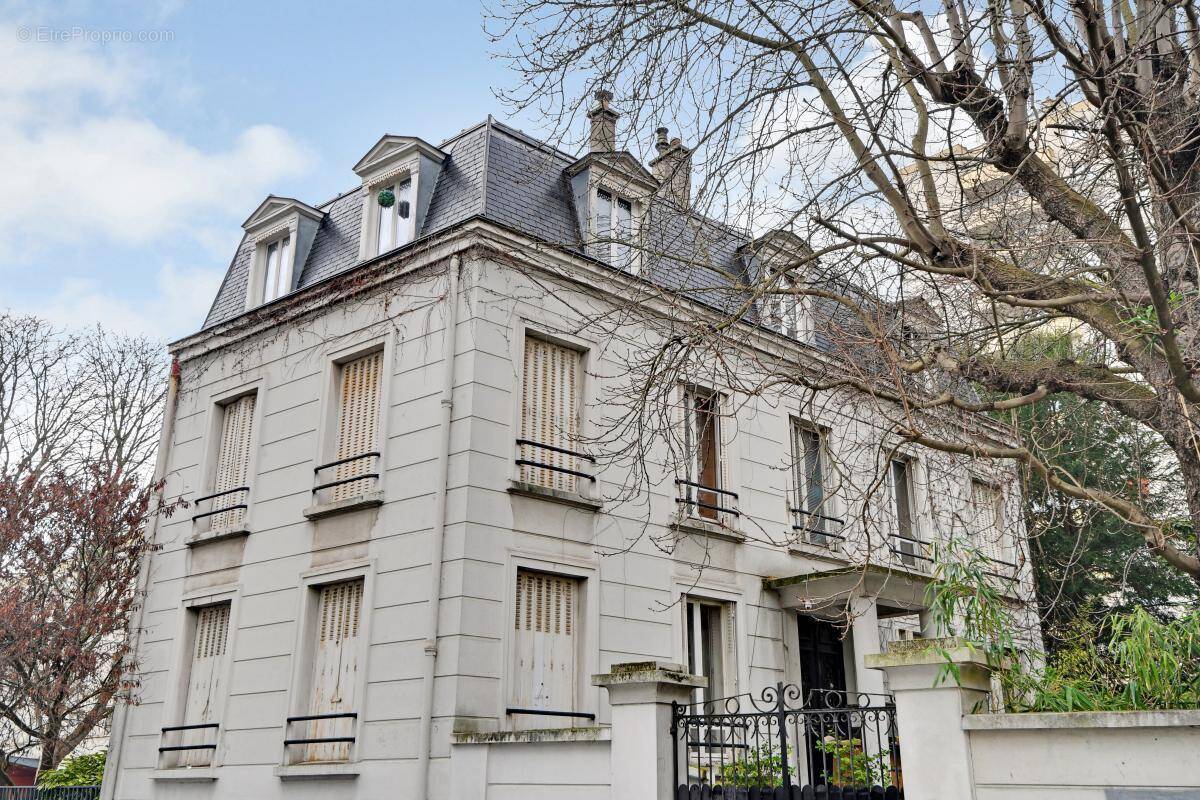 Appartement à PARIS-12E