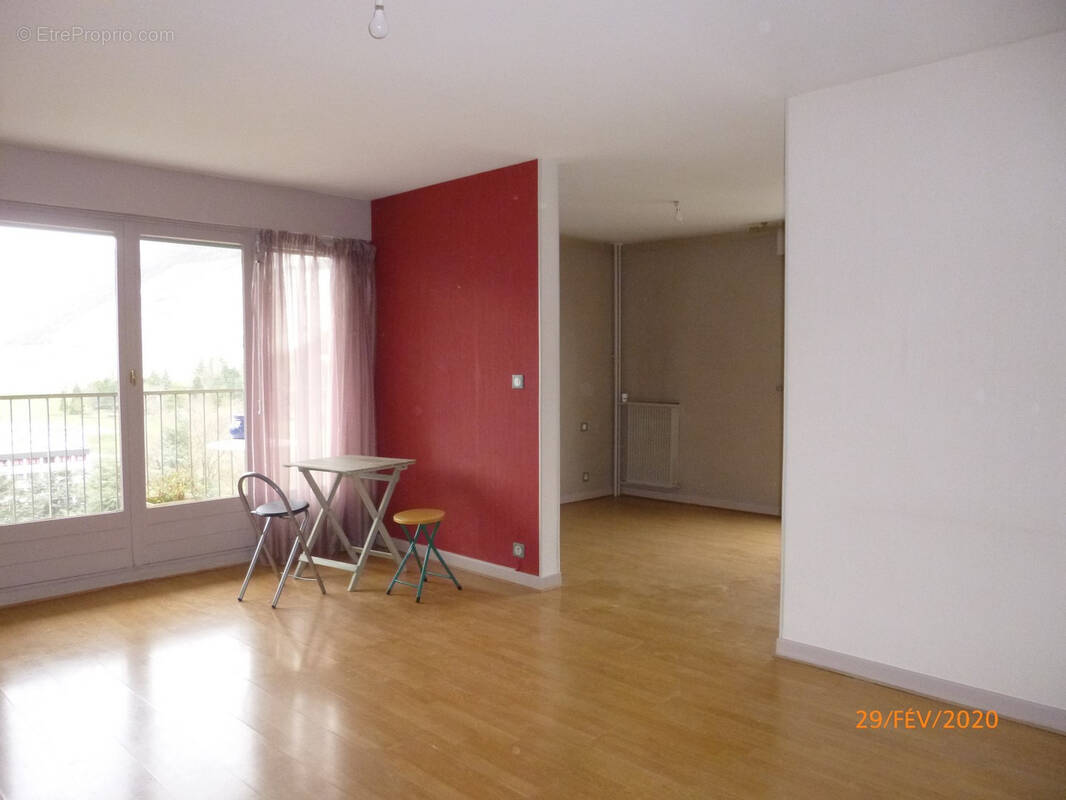 Appartement à MONTMELIAN
