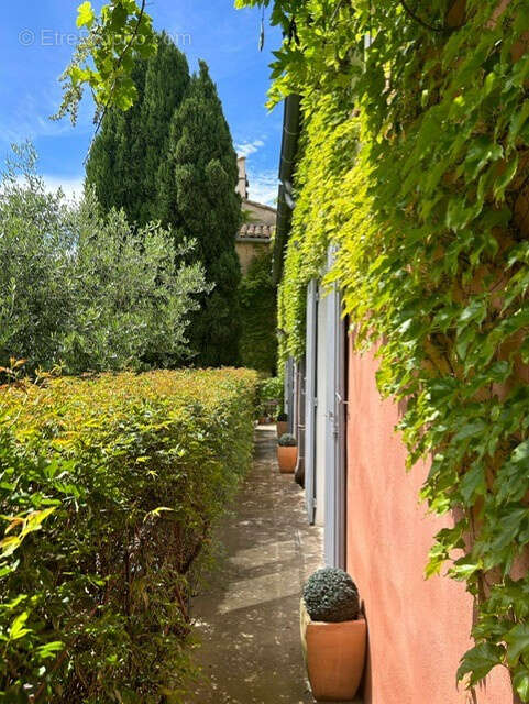 Maison à UZES