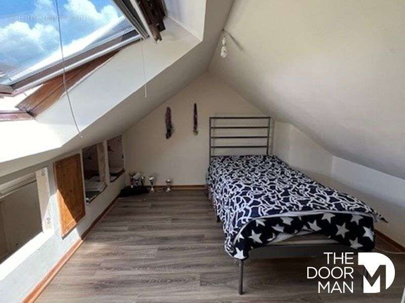 Maison à LIMOURS