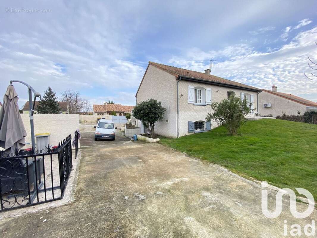 Photo 9 - Maison à NAINTRE