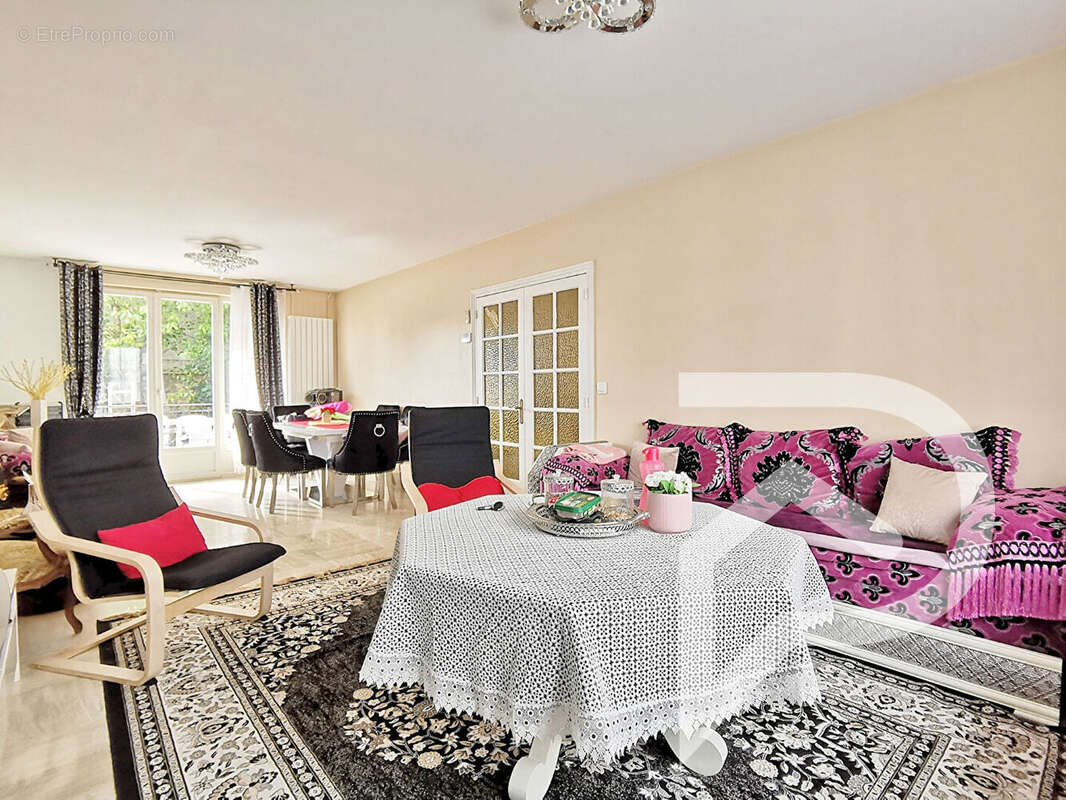Maison à VITRY-SUR-SEINE
