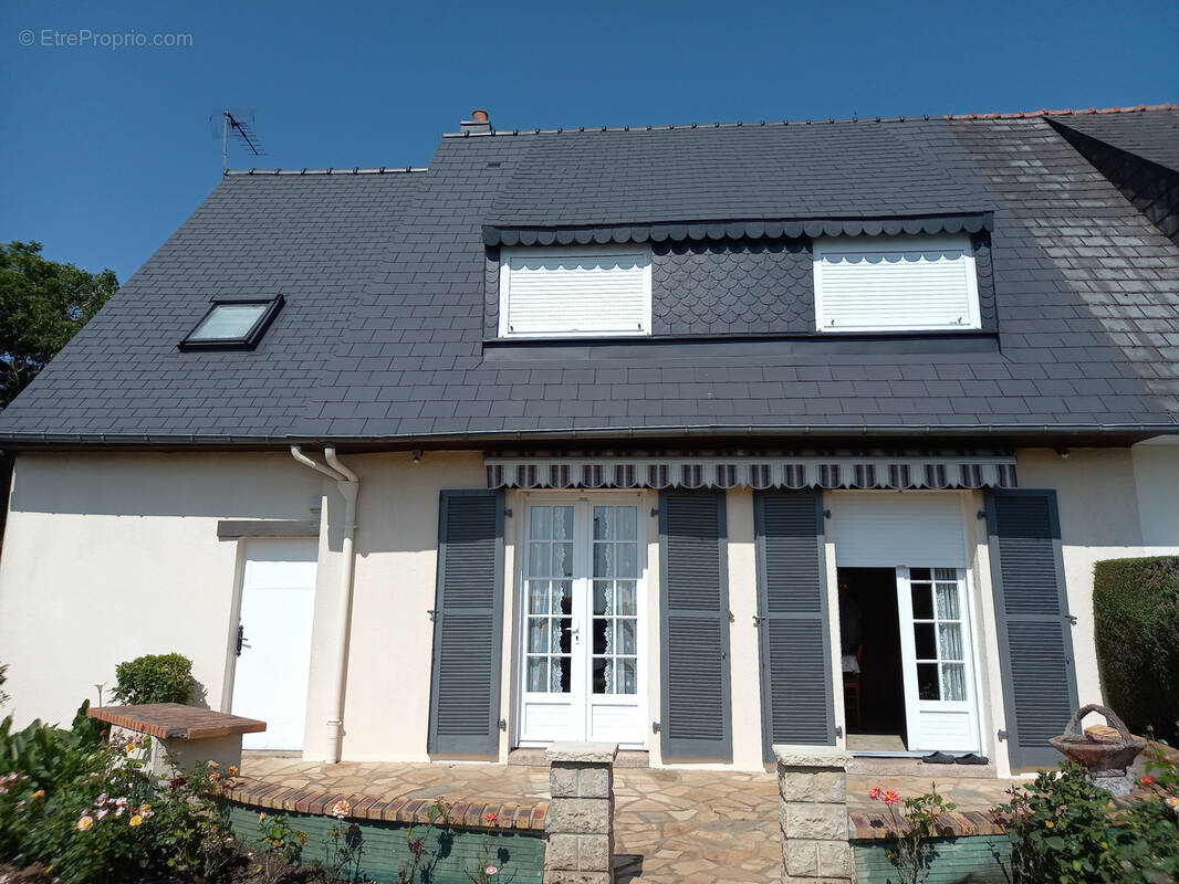 Maison à LECOUSSE