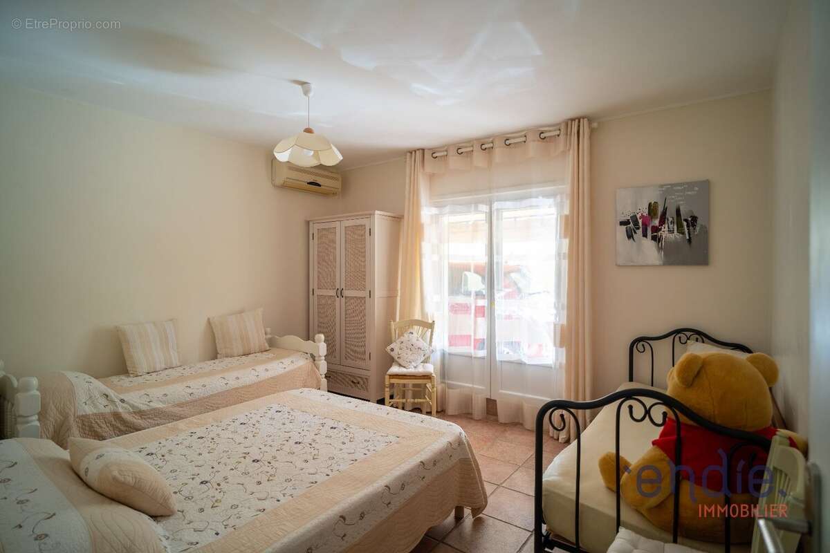 Maison à LORGUES