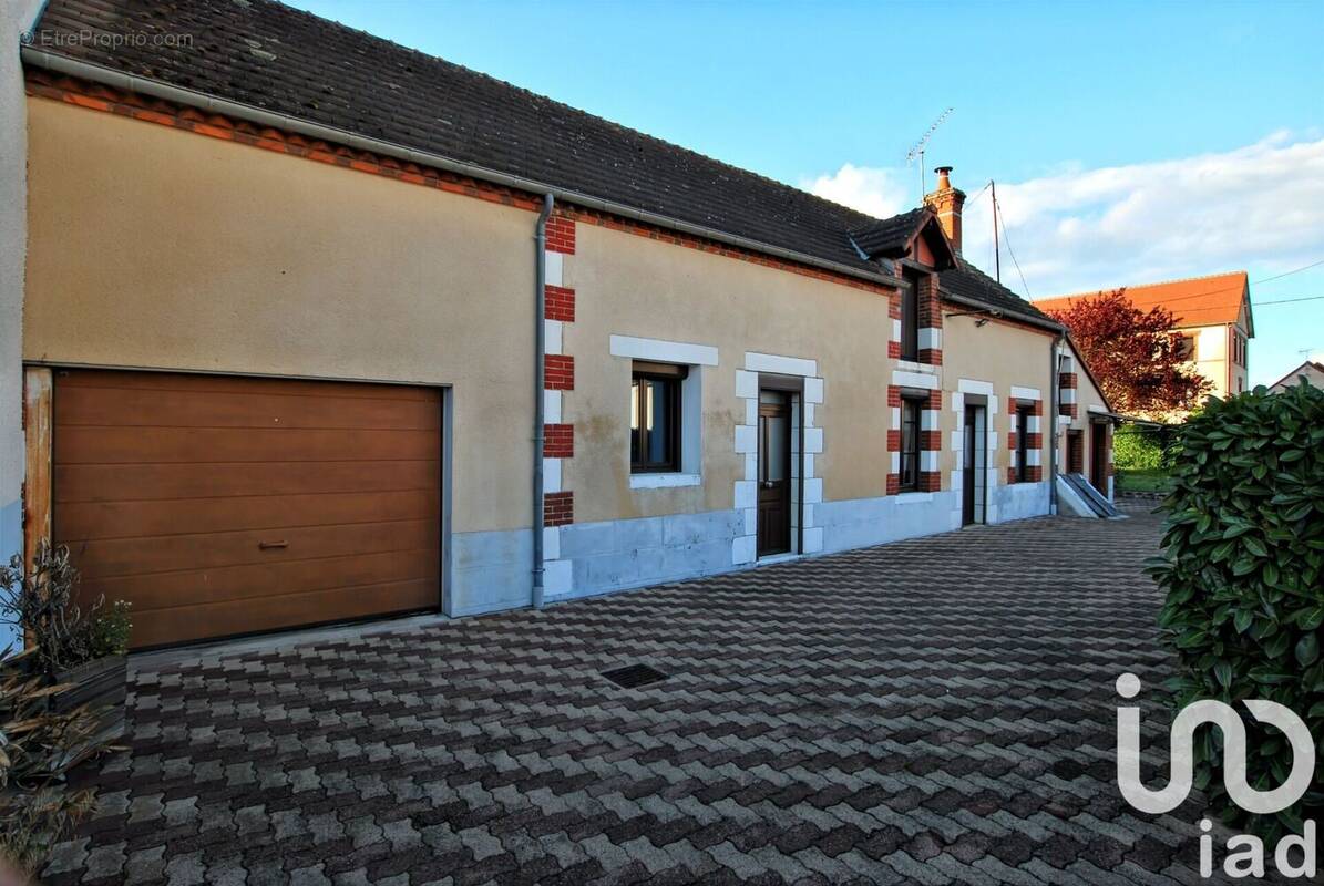 Photo 1 - Maison à OUZOUER-SUR-TREZEE
