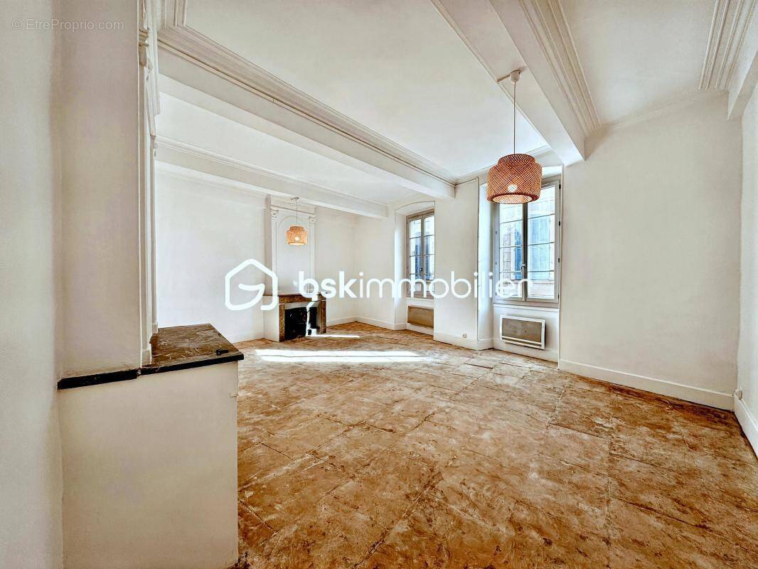 Appartement à NIMES