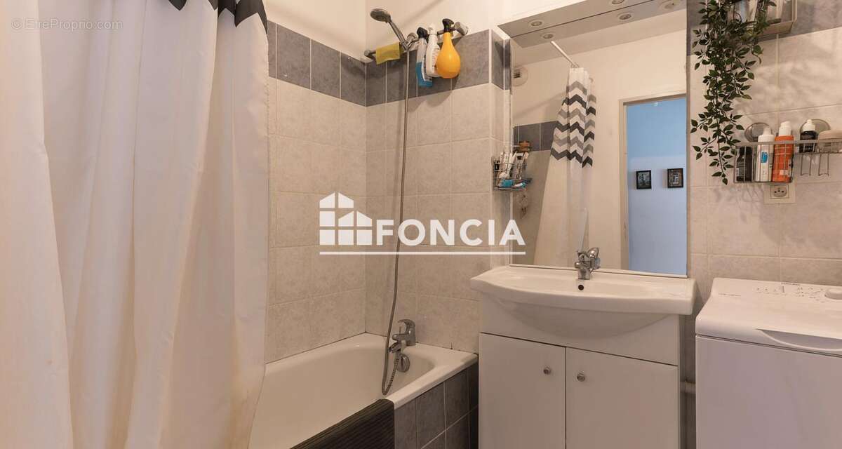 Appartement à BOURG-LES-VALENCE