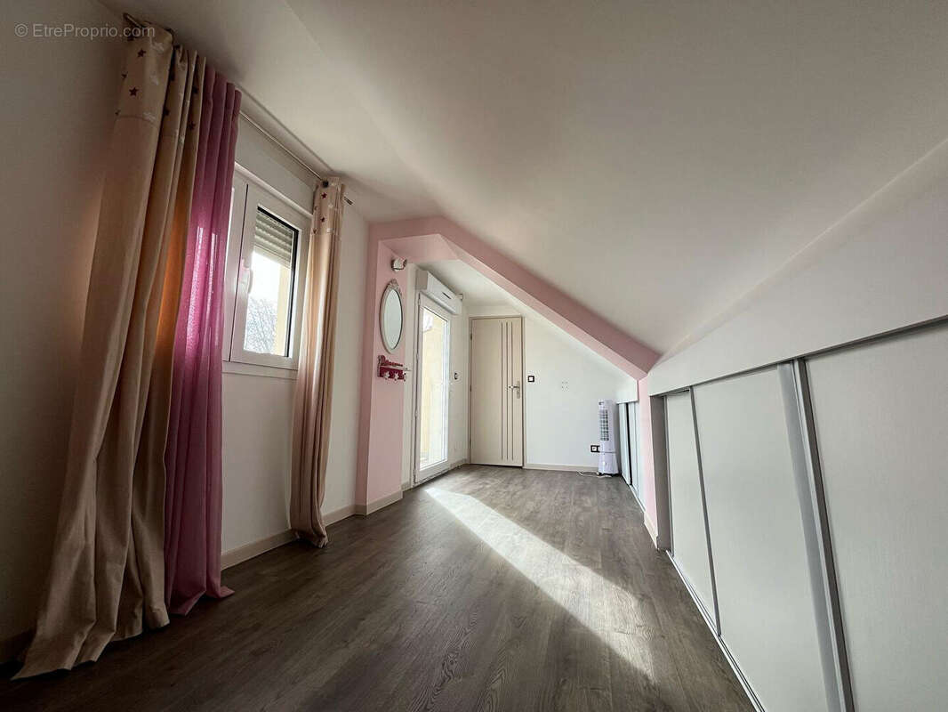 Maison à LUZARCHES