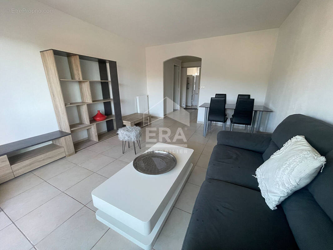 Appartement à LE CANNET