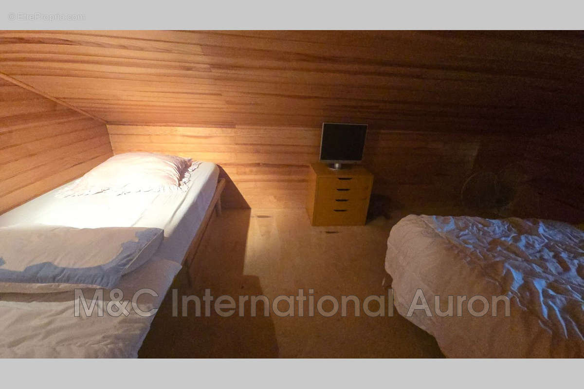 Appartement à SAINT-ETIENNE-DE-TINEE