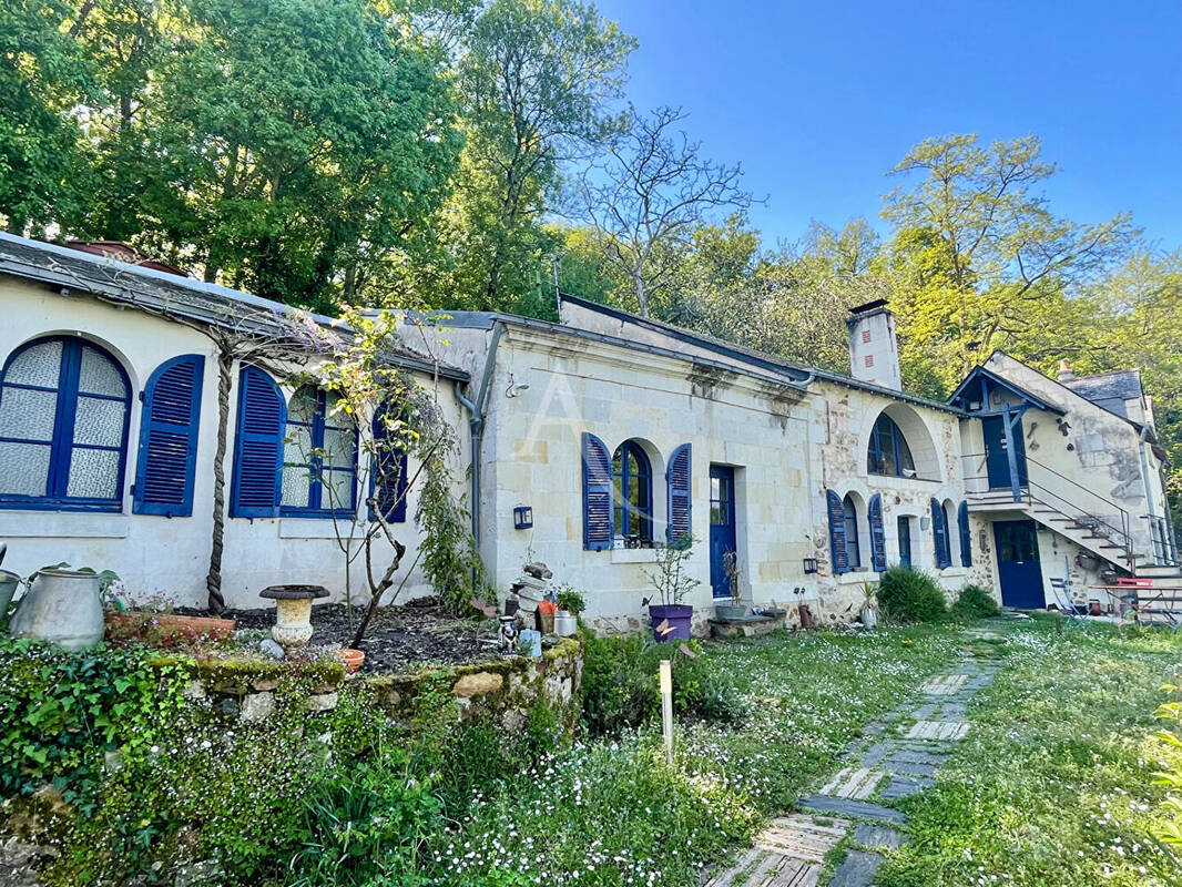 Maison à GENNES