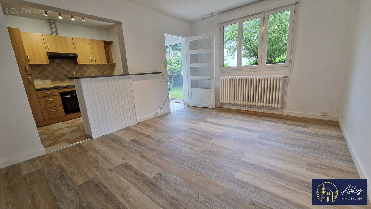 Appartement à BORT-LES-ORGUES