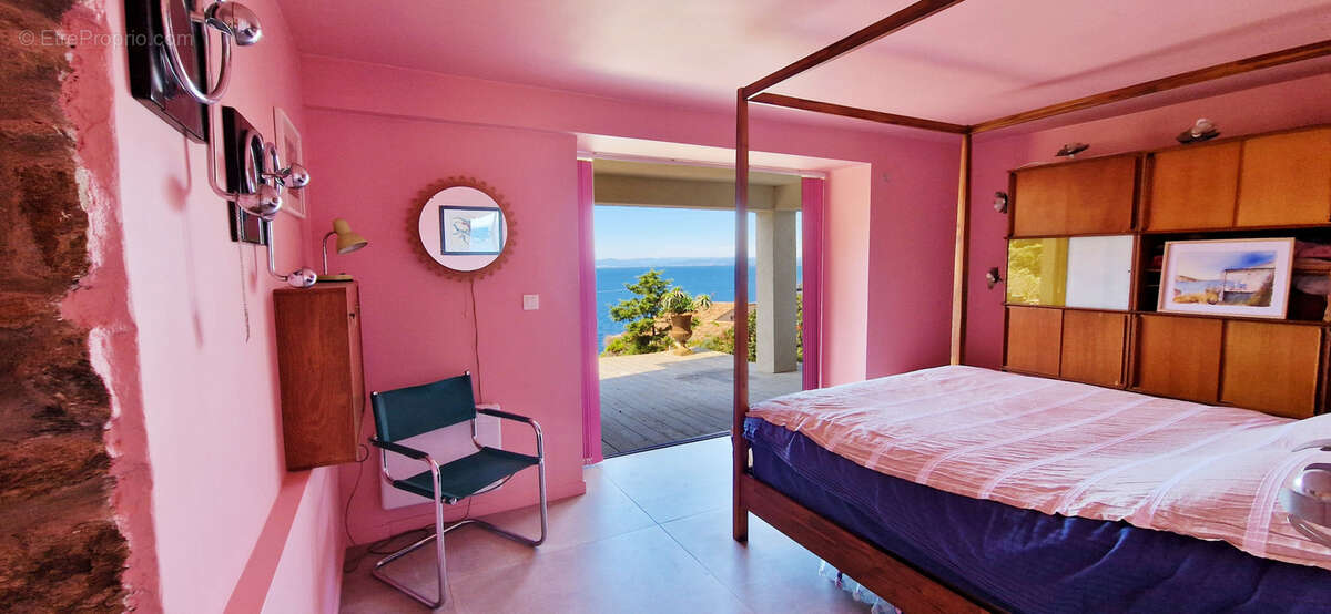 Maison à HYERES