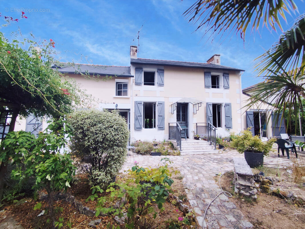 Maison à SAINT-BENOIT