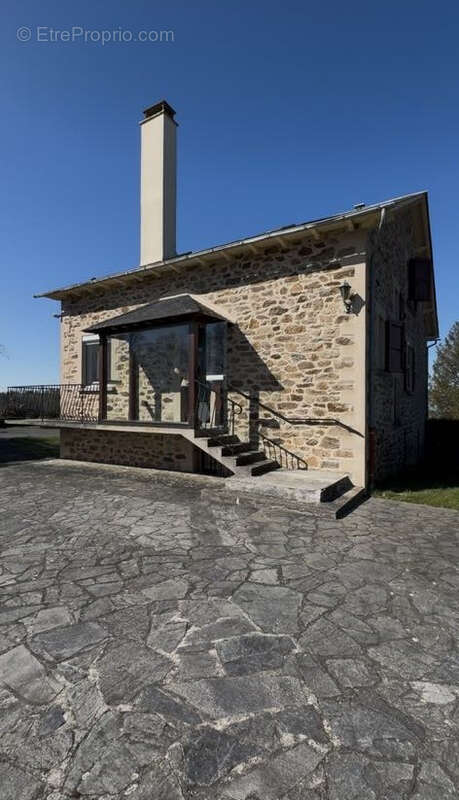 Maison à TREMOUILLES