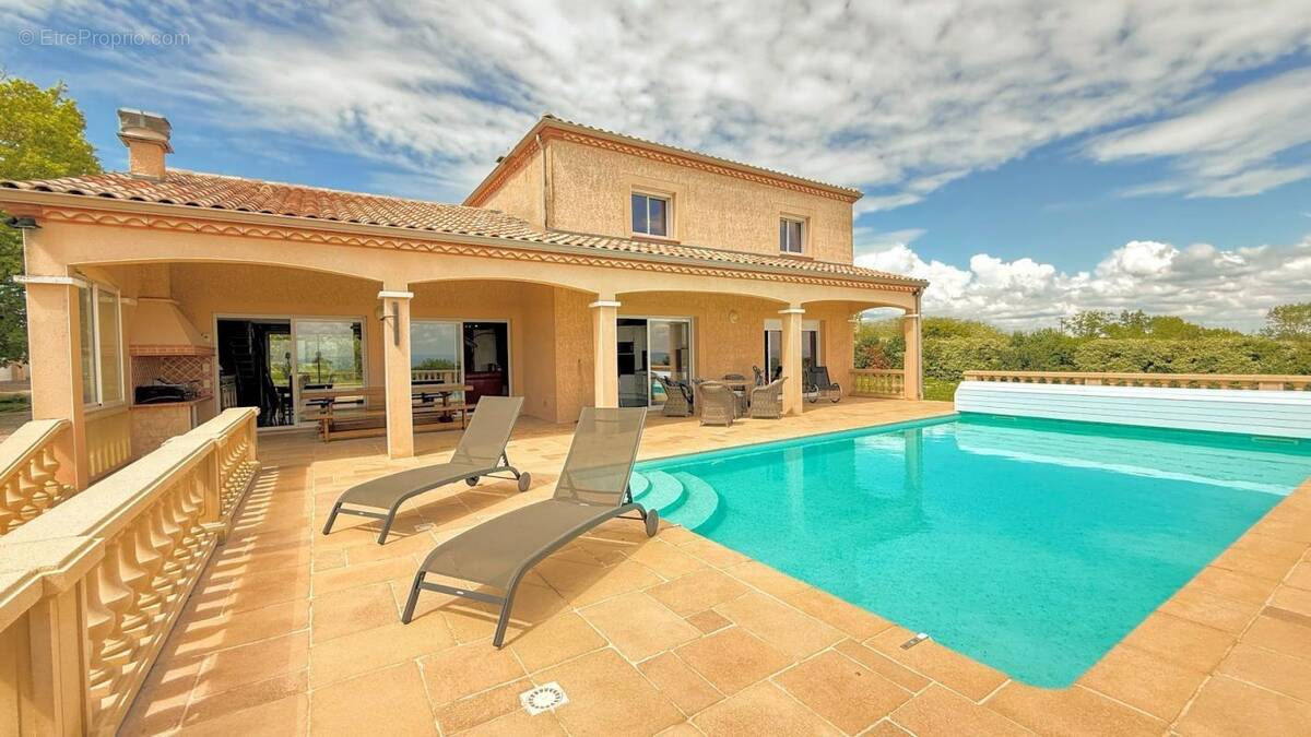 Maison à CAUSSADE