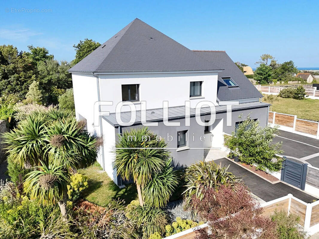 Maison à BLAINVILLE-SUR-MER