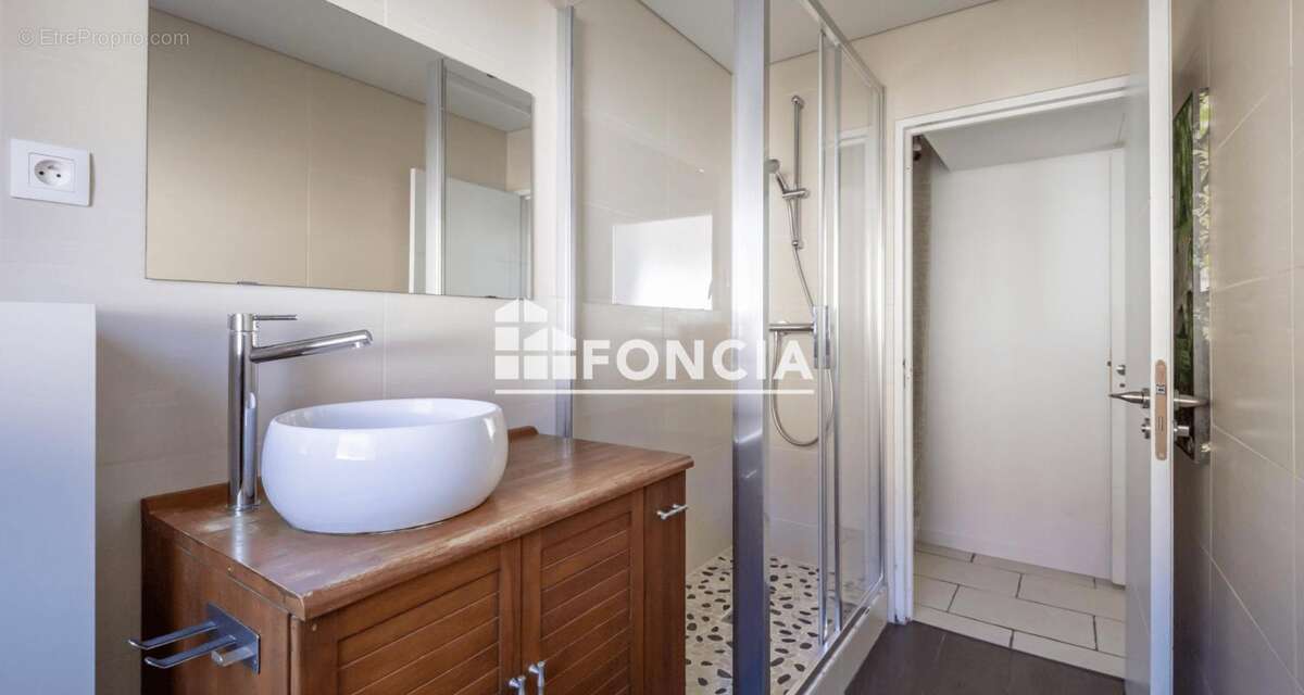 Appartement à MAGNY-LE-HONGRE