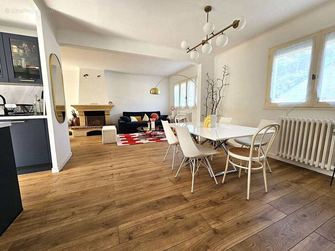 Maison à LA CHAPELLE-SUR-ERDRE