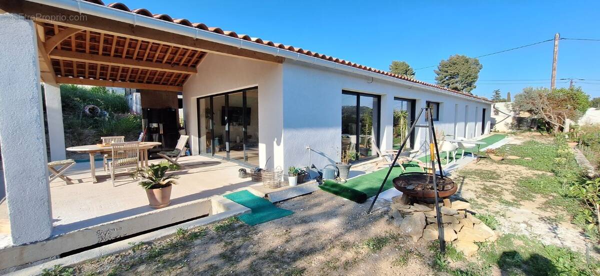 Maison à LA CADIERE-D&#039;AZUR