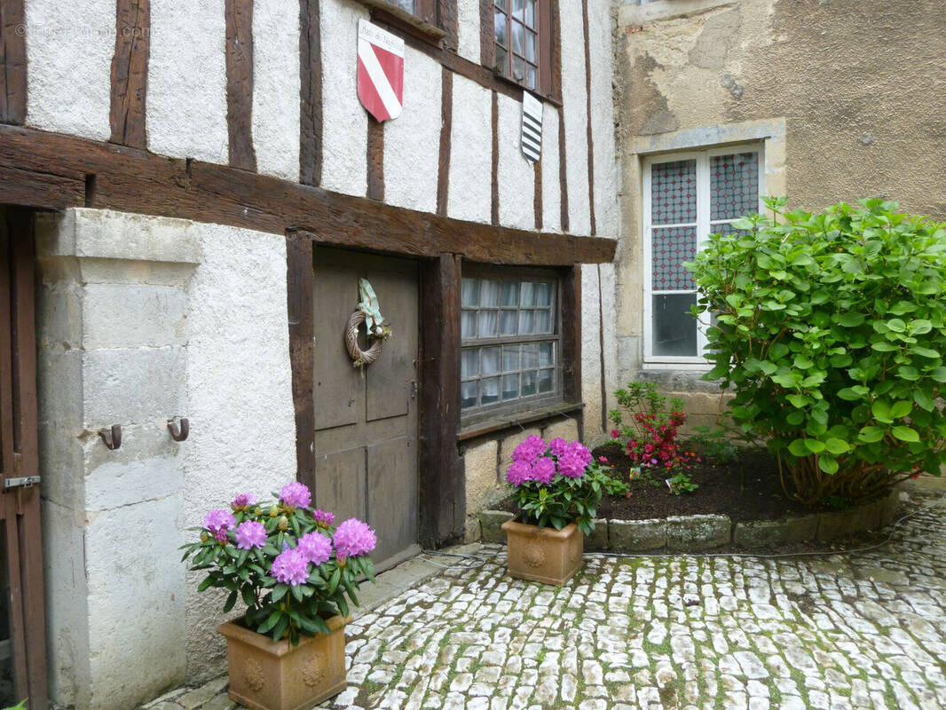 Photo 1 - Maison à BAUME-LES-DAMES